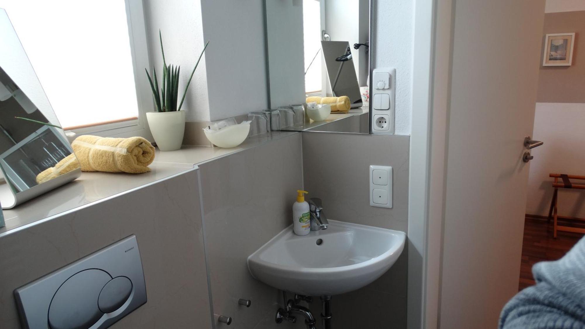 Hotel Villa Rosa อัลเลอร์สเฮาเซิน ภายนอก รูปภาพ